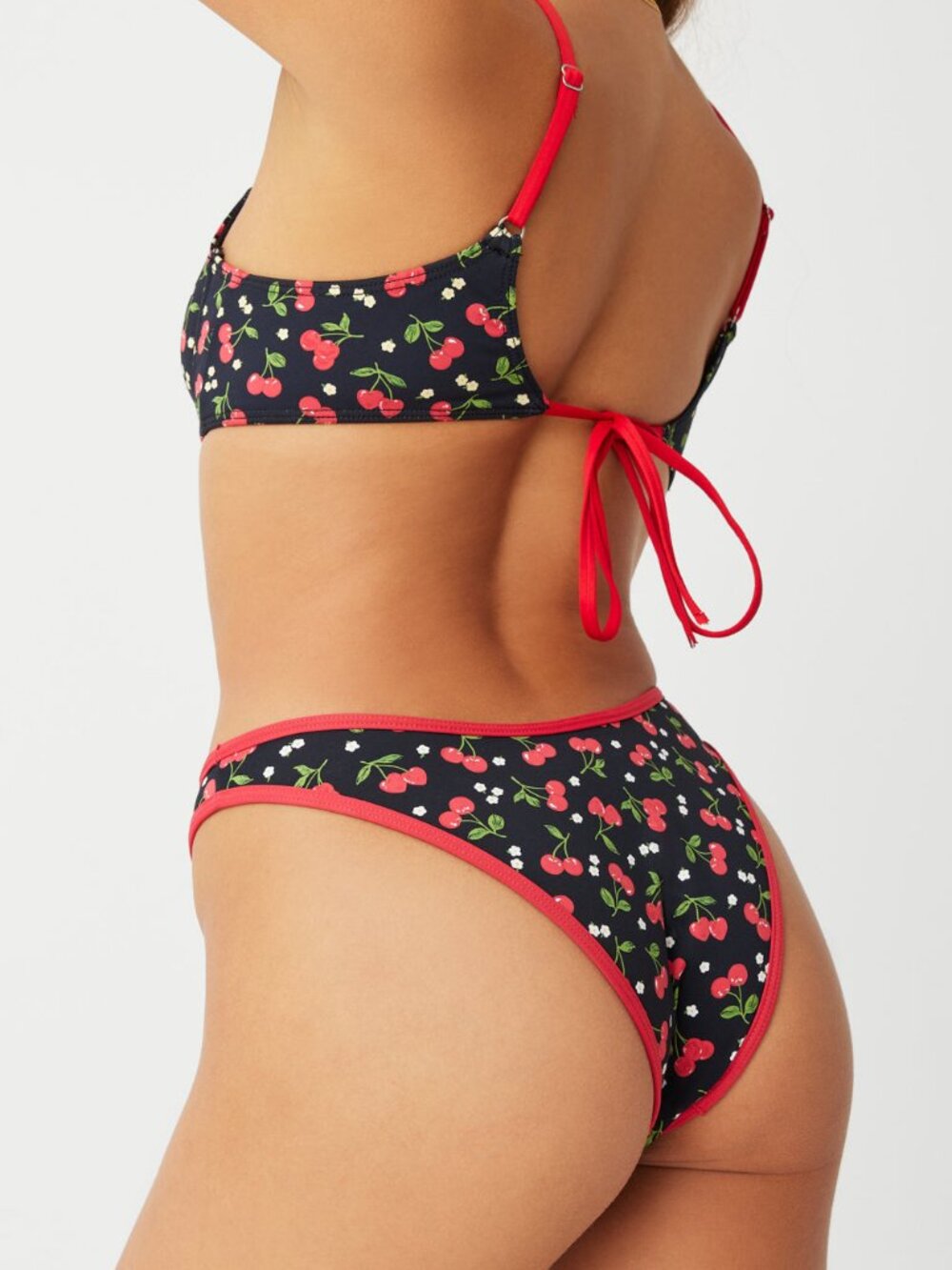 Frankies Bikinis Cherry Hearts Nick Top Dove Bottom Set Size S